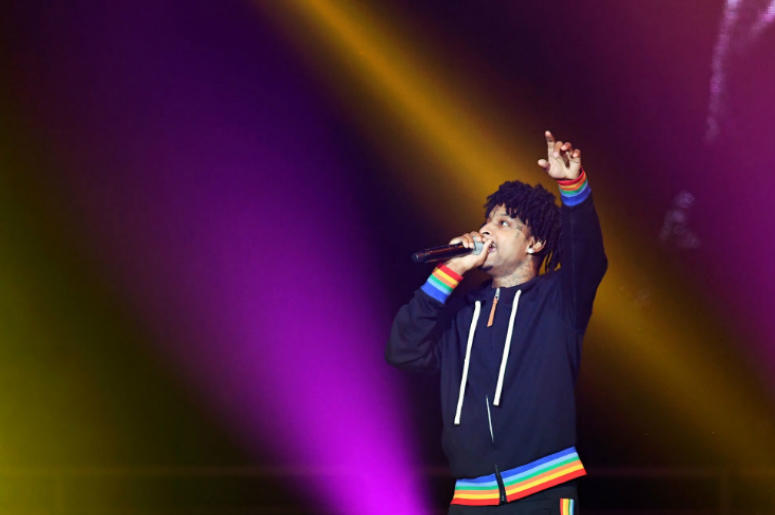 21 Savage performs for the first time since his ICE detention 21 Savage performs for the first time since his ICE detention