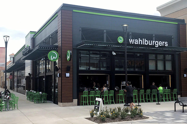 Wahlburgers Wahlburgers