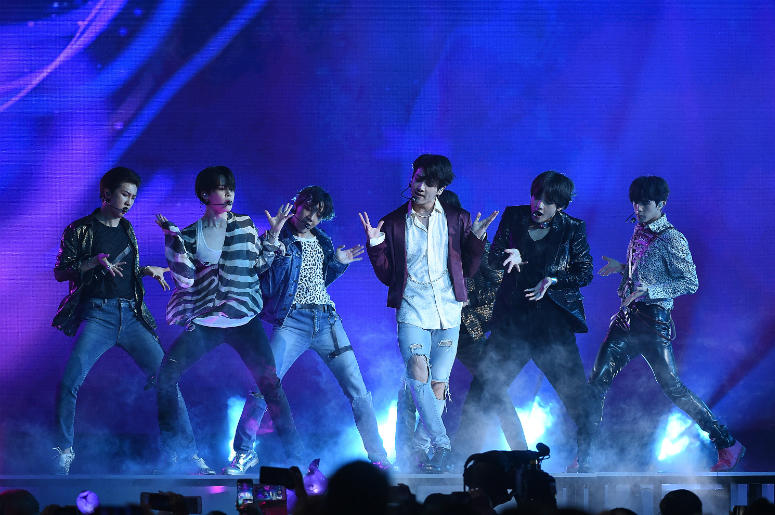 Jungkook, Jimin, V, Suga, Jin, j-hope of BTS perform at the 2018 Billboard Music Awards at MGM Grand Garden Arena on May 20, 2018 in Las Vegas, Nevada. Jungkook, Jimin, V, Suga, Jin, j-hope of BTS perform at the 2018 Billboard Music Awards at MGM Grand Garden Arena on May 20, 2018 in Las Vegas, Nevada.