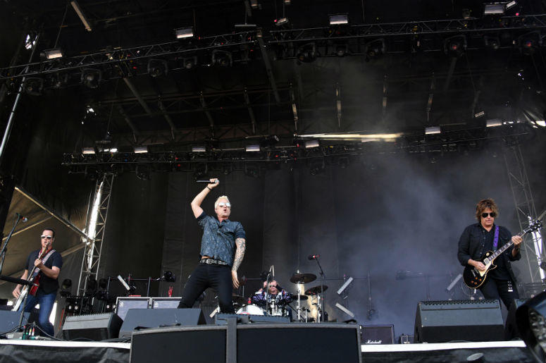 Stone Temple Pilots Stone Temple Pilots