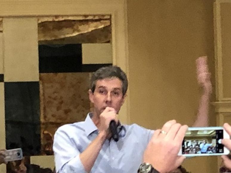 Beto O'Rourke speaks to a crowd in Short Pump on April 16, 2019. (Matt Demlein, WRVA)