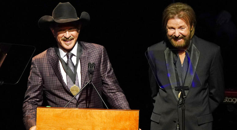 Kix Brooks, left, and Ronnie Dunn, right, speak after being inducted into the Country Music Hall of Fame at 2019 Medallion Ceremony at the Country Music Hall of Fame and Museum. (Photo by Sanford Myers/Invision/AP) Kix Brooks, left, and Ronnie Dunn, right, speak after being inducted into the Country Music Hall of Fame at 2019 Medallion Ceremony at the Country Music Hall of Fame and Museum. (Photo by Sanford Myers/Invision/AP)