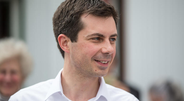 LONDONDERRY, NH - APRIL 19: Democratic Presidential candidate, South Bend Mayor Pete Buttigieg attends a campaign stop at Stonyfield Farms on April 19, 2019 in Londonderry, New Hampshire. (Getty Images North America)