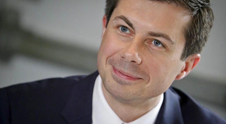 Democratic presidential candidate Mayor Pete Buttigieg, from South Bend, Indiana, listens during a lunch meeting with civil rights leader Rev. Al Sharpton at Sylvia's Restaurant in Harlem neighborhood of New York, Monday, April 29, 2019. (AP Photo/Bebeto