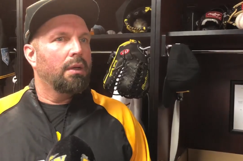 Garth Brooks reports to Spring Training for his Teammates for Kids charity. Garth Brooks reports to Spring Training for his Teammates for Kids charity.