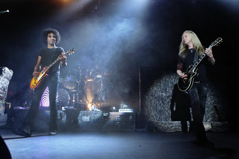 William DuVall and Jerry Cantrell of Alice in Chains perform onstage at Terminal 5 on March 9, 2010 William DuVall and Jerry Cantrell of Alice in Chains perform onstage at Terminal 5 on March 9, 2010