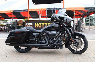 Worth Harley Davidson >> Full Throttle Saloon Worth Harley Davidson 98 9 The Rock Kansas Worth Harley Davidson >> Full Throttle Saloon Worth Harley Davidson 98 9 The Rock Kansas