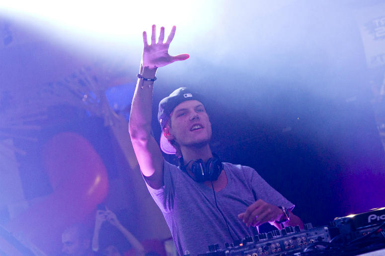 Avicii NEW YORK, NY - OCTOBER 01: Avicii performs at the MLB Fan Cave on October 1, 2013 in New York City.