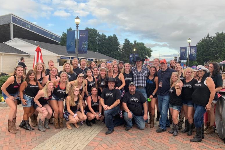 Kickin Country Line Dancing