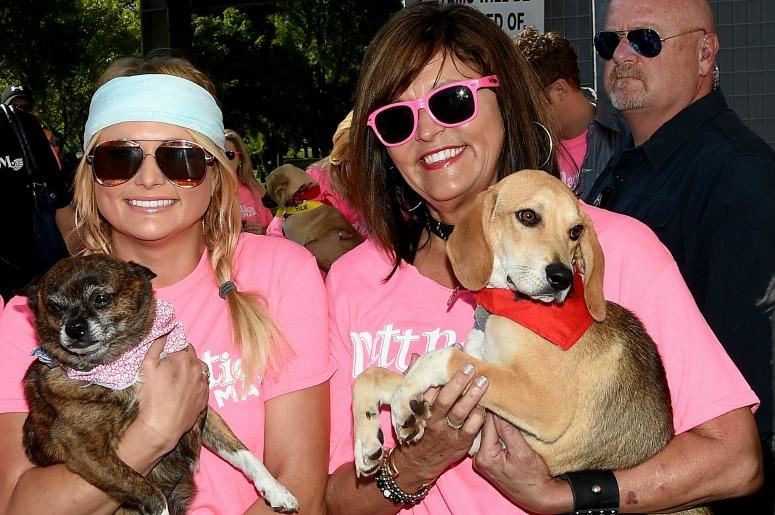 Miranda Lambert and Beverly Lambert attend the Miranda MuttNation March Miranda Lambert and Beverly Lambert attend the Miranda MuttNation March