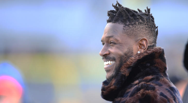 Antonio Brown (84) looks on during warm-ups before the Steelers host the Cincinnati Bengals at Heinz Field. Brown has been ruled out of the game due to injury. Antonio Brown (84) looks on during warm-ups before the Steelers host the Cincinnati Bengals at Heinz Field. Brown has been ruled out of the game due to injury.