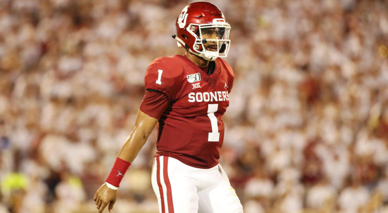 Oklahoma Sooners quarterback Jalen Hurts (1) in action during the game against the Houston Cougars at Gaylord Family - Oklahoma Memorial Stadium Oklahoma Sooners quarterback Jalen Hurts (1) in action during the game against the Houston Cougars at Gaylord Family - Oklahoma Memorial Stadium