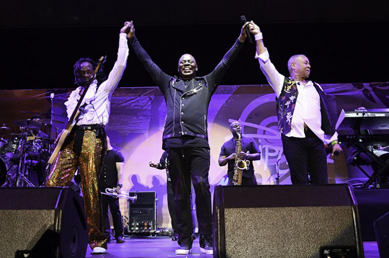 Dec 3, 2016; Fort Lauderdale Beach, FL, USA; Earth, Wind & Fire performs at the Riptide Music Festival. Mandatory Credit: Ron Elkman/USA TODAY NETWORK