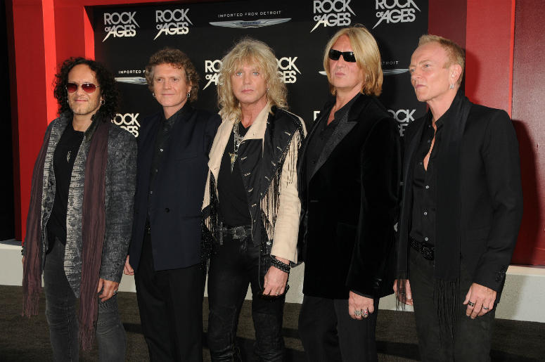 Vivian Campbell, Rick Allen, Rick Savage, Joe Elliott, Phil Collen, Def Leppard Vivian Campbell, Rick Allen, Rick Savage, Joe Elliott, Phil Collen, Def Leppard