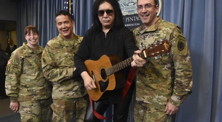 Gene Simmons of KISS greets service members during a meet-and-greet at the Pentagon, Washington, D.C., May 16, 2019. GeneSimmonsPentagon2