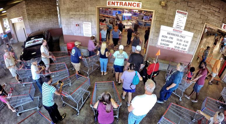 Shoppers crowd the entrance to the Costco store on Oct. 5, 2016 in Altamonte Springs, Fla. costco