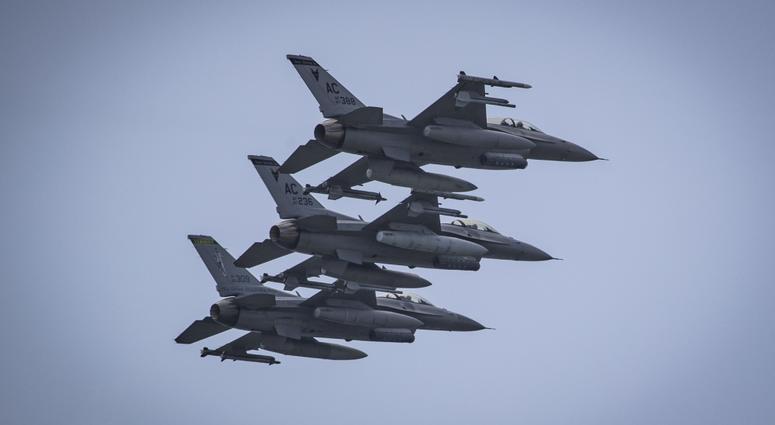 U.S. Air Force F-16C Fighting Falcons from the New Jersey National Guard’s 177th Fighter Wing fly overhead during the Thunder over the Boardwalk Air Show in Atlantic City, N.J., Aug. 22, 2018.