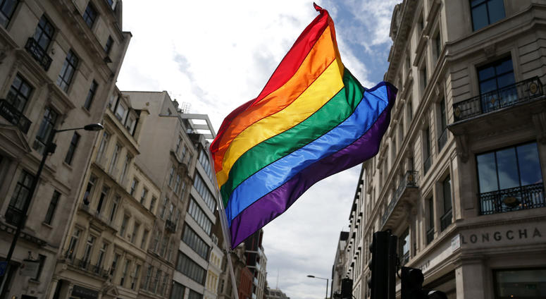 Federal appeals court to allow Pentagon transgender troop ban in the next few weeks. Federal appeals court to allow Pentagon transgender troop ban in the next few weeks.