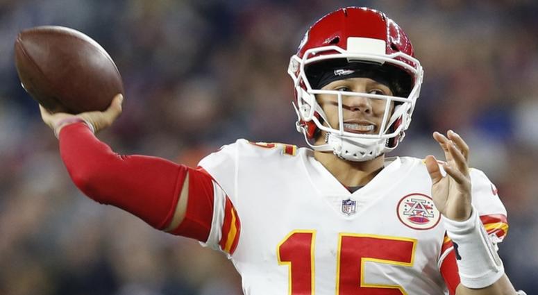 Pat Mahomes Pat Mahomes