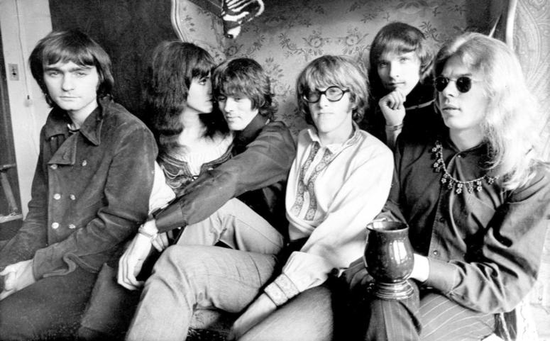 Jefferson Airplane, Marty Balin, from left, Grace Slick, Spencer Dryden, Paul Kantner, Jorma Kaukonen and Jack Casady Jefferson Airplane, Marty Balin, from left, Grace Slick, Spencer Dryden, Paul Kantner, Jorma Kaukonen and Jack Casady