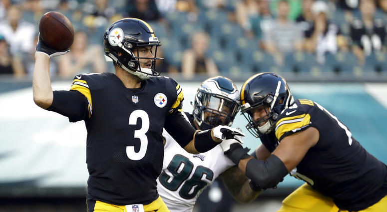 Pittsburgh Steelers' Landry Jones throws a pass during the first half of the team's preseason NFL football game against the Philadelphia Eagles, Thursday, Aug. 9, 2018, in Philadelphia. DO NOT USE