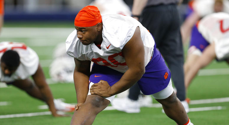 Clemson defensive tackle Dexter Lawrence Clemson defensive tackle Dexter Lawrence