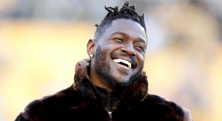 Pittsburgh Steelers wide receiver Antonio Brown stands along the sideline in street clothes before an NFL football game against the Cincinnati Bengals, Sunday, Dec. 30, 2018, in Pittsburgh. DO NOT USE