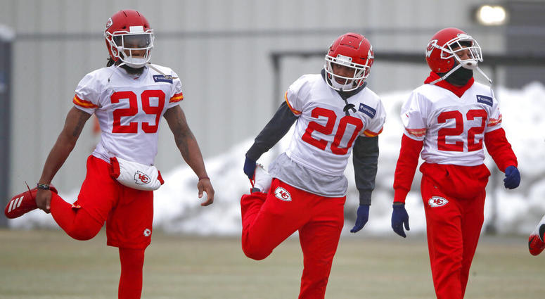 Kansas City Chiefs defensive back Eric Berry (29), cornerback Steven Nelson (20) and defensive back Orlando Scandrick (22) stretch during workouts Friday, Jan. 18, 2019, in Kansas City Kansas City Chiefs defensive back Eric Berry (29), cornerback Steven Nelson (20) and defensive back Orlando Scandrick (22) stretch during workouts Friday, Jan. 18, 2019, in Kansas City