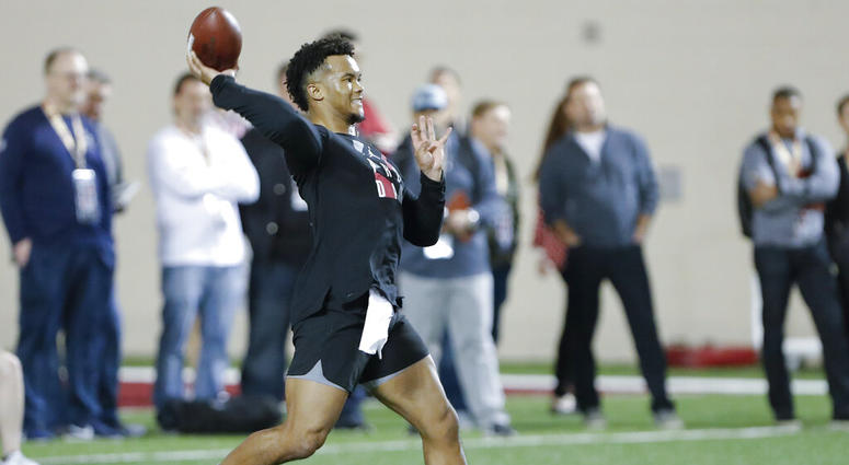 Oklahoma football quarterback Kyler Murray goes through passing drills at the Oklahoma NFL Pro Day in Norman, Okla., Wednesday, March 13, 2019 Oklahoma football quarterback Kyler Murray goes through passing drills at the Oklahoma NFL Pro Day in Norman, Okla., Wednesday, March 13, 2019