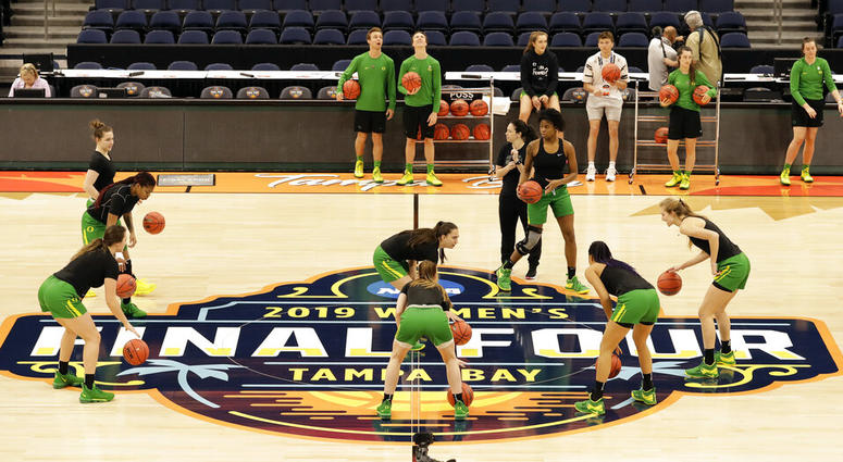 Oregon players work on a drill during a practice session for the women's Final Four NCAA college basketball semifinal game against Baylor Thursday, April 4, 2019, in Tampa, Fla. AP DO NOT USE