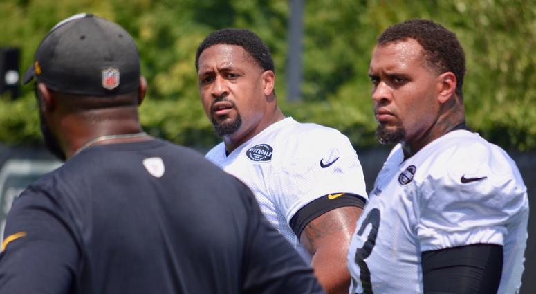 Steelers LG Ramon Foster during practice in 2018
