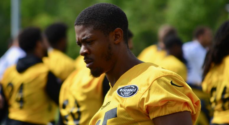 Steelers CB Artie Burns at OTAs in 2019