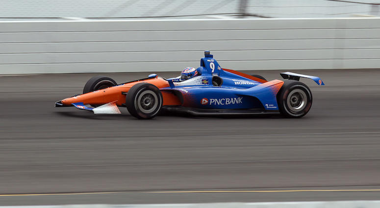 Scott Dixon's No. 9 PNC Bank Honda Racing Down The Backstretch At Gateway Motorsports Park Scott Dixon's No. 9 PNC Bank Chip Ganassi Racing Honda