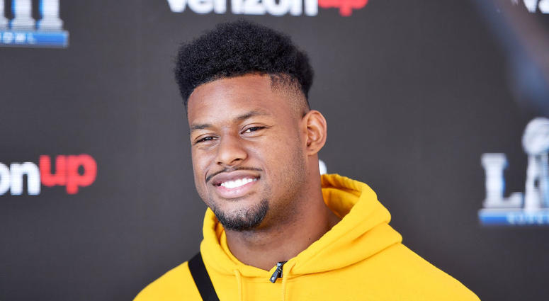 Juju Smith-Schuster interacts with the 5G QB Challenge at the Verizon Experience at Super Bowl Live on January 30, 2019 in Atlanta, Georgia