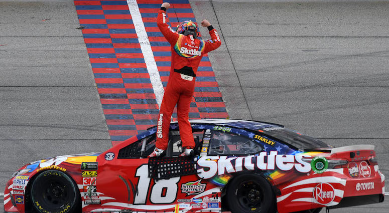 Kyle Busch Celebrates At Chicagoland Start Finish Line Kyle Busch Wins At Chicagoland Speedway