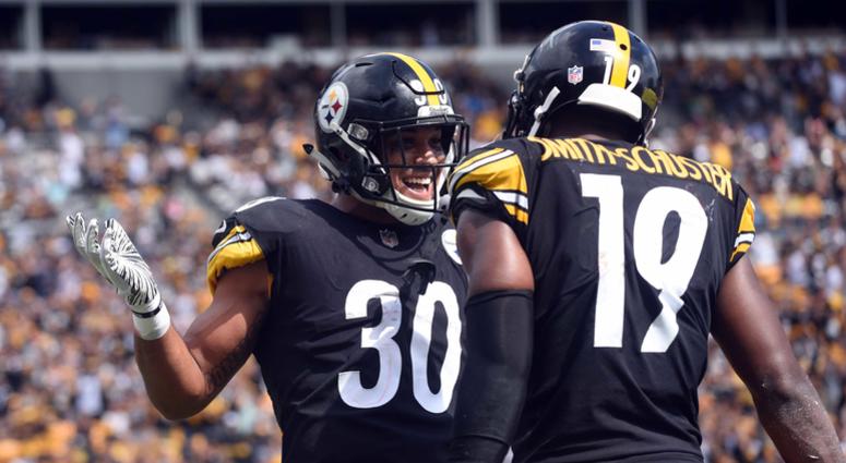 James Conner & JuJu Smith-Schuster James Conner & JuJu Smith-Schuster