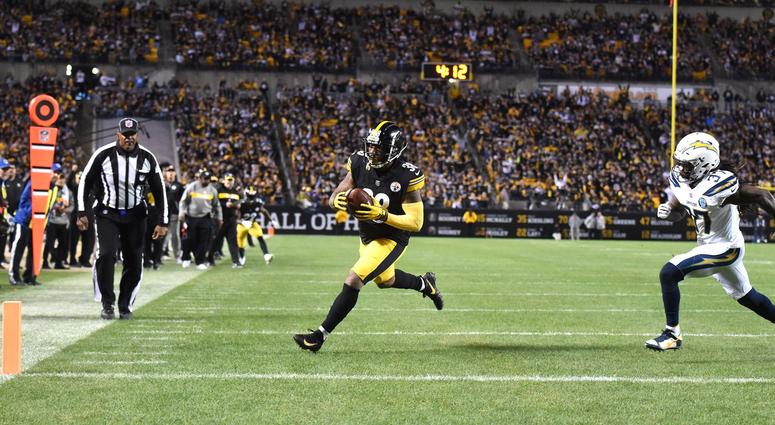 Pittsburgh Steelers running back Jaylen Samuels Pittsburgh Steelers running back Jaylen Samuels