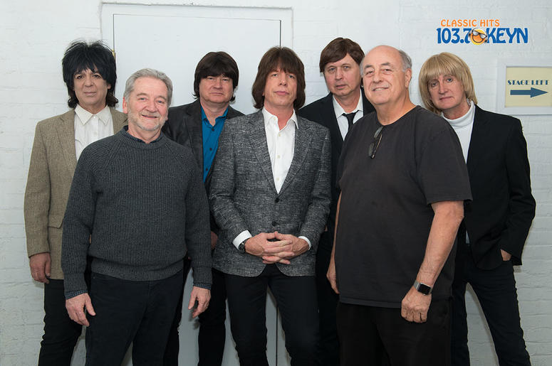 Beatles vs. Stones – A Musical Showdown Beatles vs. Stones – A Musical Showdown
