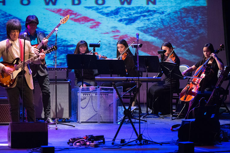 Beatles vs. Stones – A Musical Showdown Beatles vs. Stones – A Musical Showdown