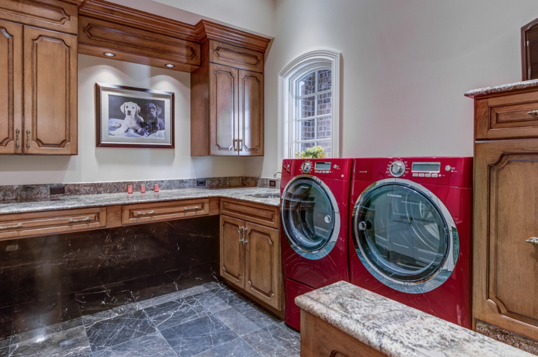 1 Upper Whitmoor Drive Weldon Spring, MO 63304