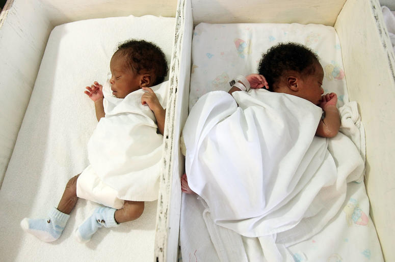 Twin Babies Twin Babies