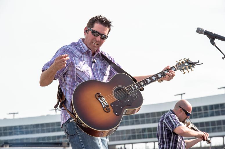 Casey Donahew Casey Donahew