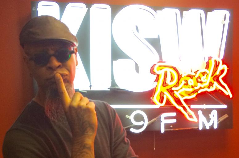 Thrill's Big Brown Blog is Back!