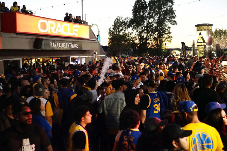 Golden State Warriors fans at Oracle Arena Jun 8, 2018; Oakland, CA, USA; Golden State Warriors fans celebrate in the plaza between Oracle Arena and Oakland Coliseum after the win against the Cleveland Cavaliers in game four of the 2018 NBA Finals. Mandatory Credit: Kelley L Cox-USA TODAY Sports