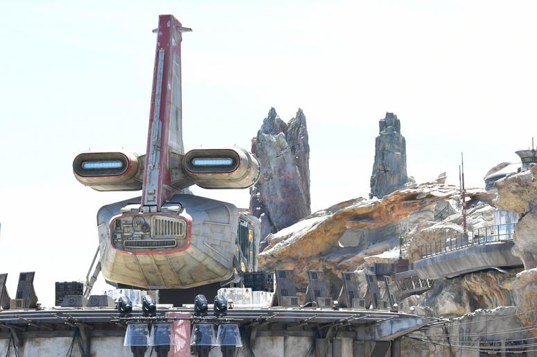 Star Wars: Galaxy's Edge At The Disneyland Resort Star Wars: Galaxy's Edge At The Disneyland Resort