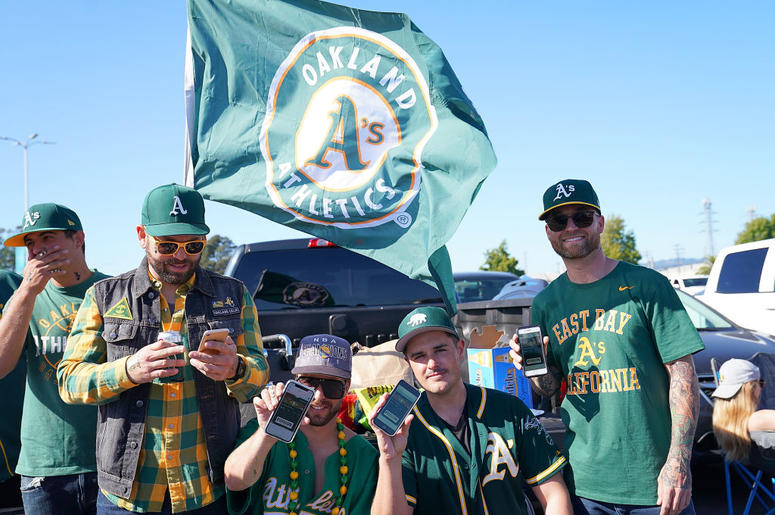 A's fans