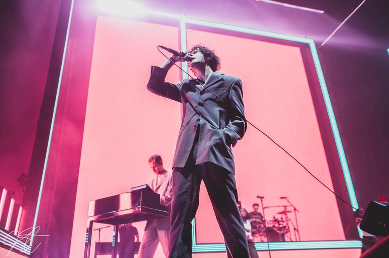 The 1975 At The Bill Graham Civic Auditorium The 1975 At The Bill Graham Civic Auditorium