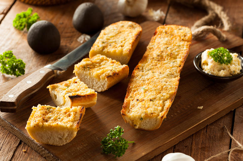 Cheesy garlic bread