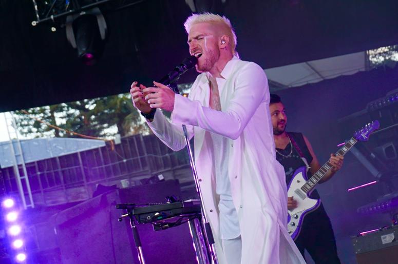 Walk The Moon At Shoreline Amphitheatre Walk The Moon At Shoreline Amphitheatre