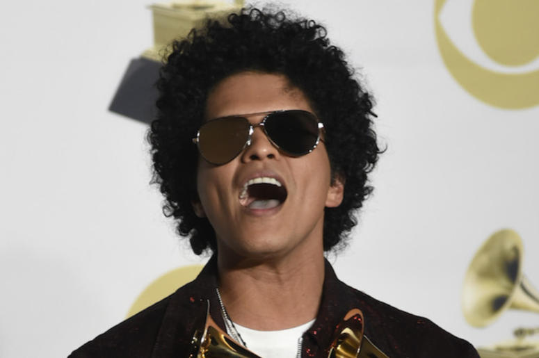 Bruno Mars, Afro, Screaming, Sunglasses, Grammys Bruno Mars, Afro, Screaming, Sunglasses, Grammys
